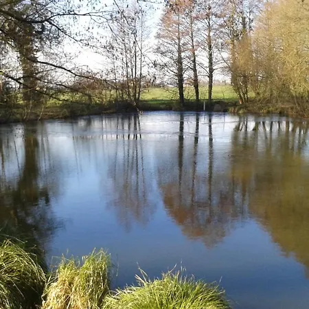 Les Petites Rives De La Motte Villa Pleugueneuc Exterior photo
